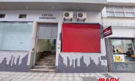 Sala comercial com 4 salas para alugar na Rua Tiradentes, 136, Centro, Florianópolis, 33 m2 por R$ 2.000