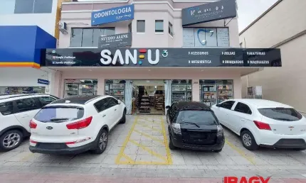 Sala comercial com 1 sala para alugar na Rua Caetano Silveira de Matos, 2668, Centro, Palhoça, 32 m2 por R$ 1.000