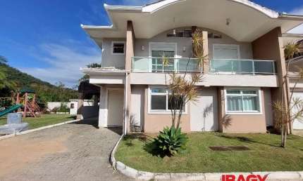 Casa em condomínio fechado com 3 quartos para alugar na Estrada Caminho dos Açores, 830, Santo Antônio de Lisboa, Florianópolis, 137 m2 por R$ 6.000