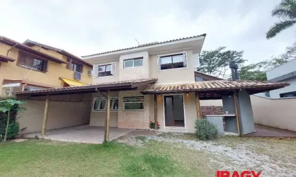 Excelente Casa 2 dormitório(s) em Lagoa da Conceição - Florianópolis