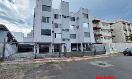 Excelente Apartamento 1 dormitório(s) em Kobrasol - São José