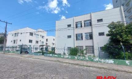 Apartamento com 3 quartos para alugar na Rua Tangará, 82, Agronômica, Florianópolis, 73 m2 por R$ 2.800