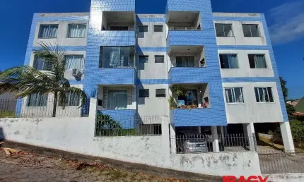 Apartamento com 3 quartos para alugar na Rua dos Curiós, 147, Ingleses do Rio Vermelho, Florianópolis, 64 m2 por R$ 2.300