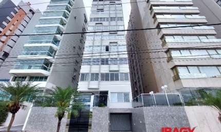 Excelente Apartamento 3 dormitório(s) em Centro - Florianópolis