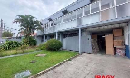 Barracão / Galpão / Depósito com 26 salas para alugar na Rua Dom Pedro II, 63, Capoeiras, Florianópolis, 850 m2 por R$ 18.000