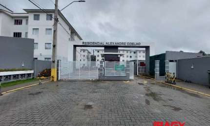 Excelente Apartamento 2 dormitório(s) em Guarda do Cubatão - Palhoça