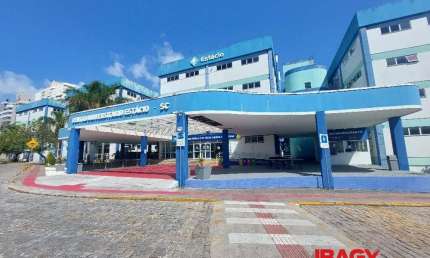 Ponto comercial para alugar na Laudelino Souza Filho, 86, Barreiros, São José