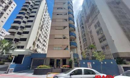 Apartamento com 3 quartos para alugar na Rua Almirante Lamego, 721, Centro, Florianópolis, 88 m2 por R$ 4.000