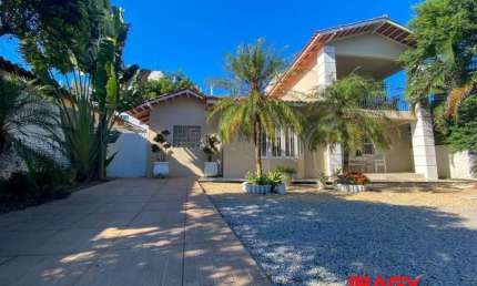 Casa com 3 quartos para alugar na João Alexandrino Daniel, 78, Campeche, Florianópolis, 330 m2 por R$ 13.000