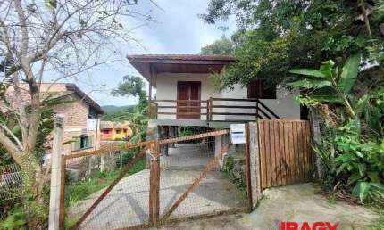 Casa com 3 quartos para alugar na Canto dos Pássaros, 105, Lagoa da Conceição, Florianópolis, 136 m2 por R$ 5.500