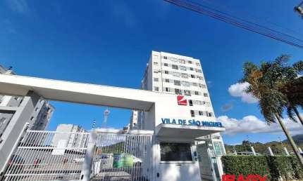 Excelente Apartamento 2 dormitório(s) em Rio Caveiras - Biguaçu