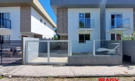 Casa com 3 quartos para alugar na Servidão Jaborandi, 960, Campeche, Florianópolis, 110 m2 por R$ 5.700
