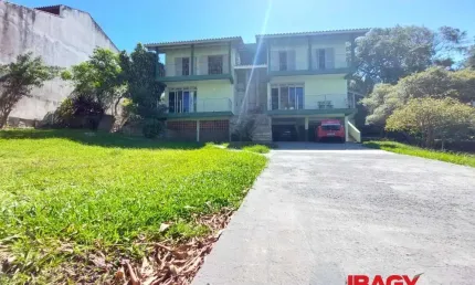 Casa com 4 quartos para alugar na Rua João Marçal, 93, Trindade, Florianópolis, 400 m2 por R$ 15.000