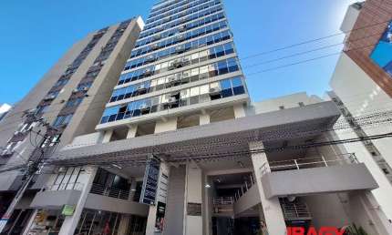 Apartamento com 2 quartos para alugar na Rua Felipe Schmidt, 755, Centro, Florianópolis, 78 m2 por R$ 2.700