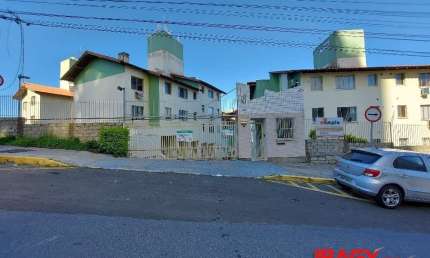 Excelente Apartamento 2 dormitório(s) em Capoeiras - Florianópolis