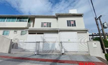 Sala comercial com 1 sala para alugar na Rua José Luiz Vieira, 566, Jardim Atlântico, Florianópolis, 150 m2 por R$ 3.000
