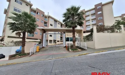 Excelente Apartamento 2 dormitório(s) em Praia Comprida - São José