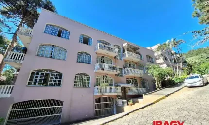 Excelente Apartamento 3 dormitório(s) em Pantanal - Florianópolis