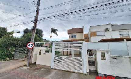 Casa com 3 quartos para alugar na Nova Esperança, 496, Campeche, Florianópolis, 150 m2 por R$ 6.000