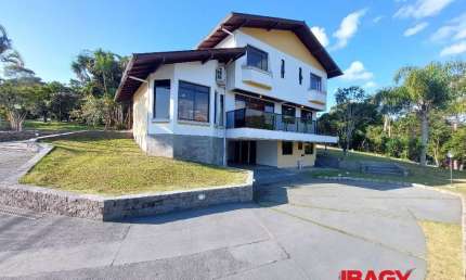 Excelente Casa em Condominio 6 dormitório(s) em Cacupé - Florianópolis