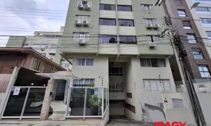 Apartamento com 3 quartos para alugar na Rua Vereador José do Vale Pereira, 111, Coqueiros, Florianópolis