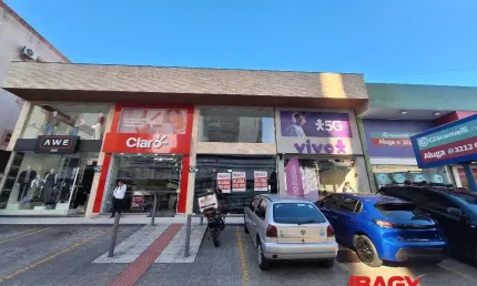 Ponto comercial para alugar na Avenida Lédio João Martins, 326, Kobrasol, São José