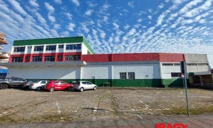 Sala comercial para alugar na Rua Ursulina Senna de Castro, 226, Estreito, Florianópolis, 2861 m2 por R$ 150.000