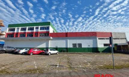 Ponto comercial para alugar na Rua Ursulina Senna de Castro, 226, Estreito, Florianópolis, 2318 m2 por R$ 98.000