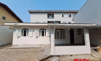 Casa com 2 quartos para alugar na Rua José Nunes Vieira, 280, Ingleses, Florianópolis, 59 m2 por R$ 2.700