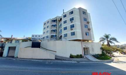Excelente Apartamento 2 dormitório(s) em Centro - São José
