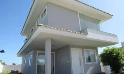 Excelente Casa 2 dormitório(s) em Carianos - Florianópolis