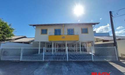 Apartamento com 2 quartos para alugar na Rua Vereadora Olívia Emília Guedert Brum, 365, Barra do Aririú, Palhoça, 38 m2 por R$ 1.400