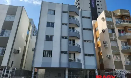 Apartamento com 2 quartos para alugar na Rua Ernesto Giorno, 48, Kobrasol, São José, 58 m2 por R$ 2.300