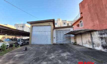 Barracão / Galpão / Depósito para alugar na Rua José Gonzaga Regina Lima, 151, Kobrasol, São José