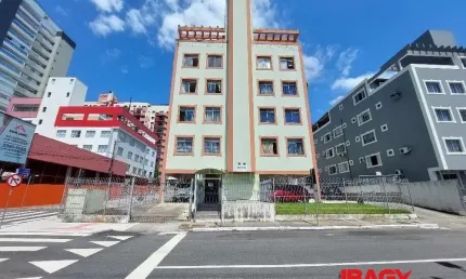 Excelente Kitnet 1 dormitório(s) em Kobrasol - São José