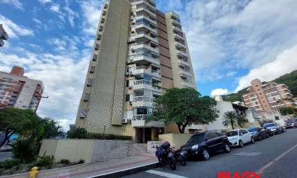 Excelente Apartamento 2 dormitório(s) em Centro - Florianópolis