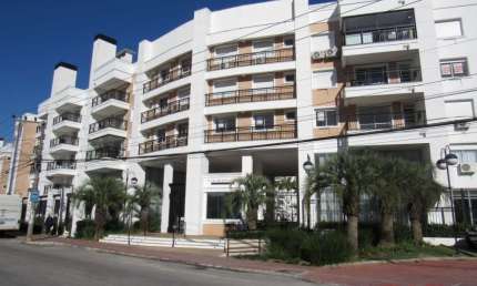 Excelente Apartamento 3 dormitório(s) em Abraão - Florianópolis