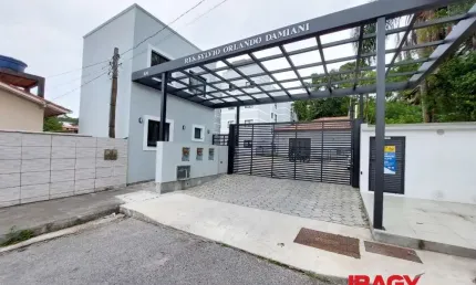 Apartamento com 2 quartos para alugar na Rua Jaborandi, 101, Potecas, São José, 45 m2 por R$ 1.500