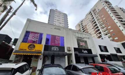 Sala comercial com 2 salas para alugar na Rua Caetano José Ferreira, 426, Kobrasol, São José, 56 m2 por R$ 2.200