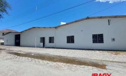 Barracão / Galpão / Depósito com 2 salas para alugar na Rua Raulino Steinmetz, 150, Centro, Palhoça, 700 m2 por R$ 12.000
