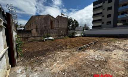 Terreno comercial para alugar na Rua Professor Simão José Hess, 54, Trindade, Florianópolis, 840 m2 por R$ 5.000