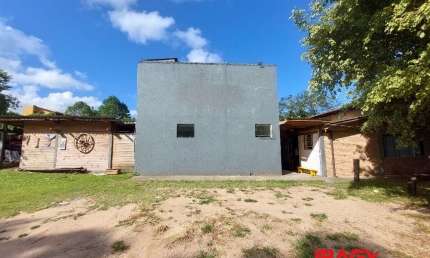 Sala comercial com 1 sala para alugar na Servidão Maria Cordeiro Fernandes, 200, Campeche, Florianópolis, 180 m2 por R$ 9.000