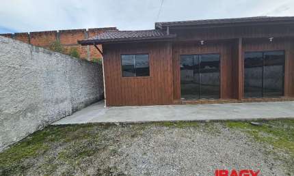 Excelente Casa 1 dormitório(s) em Areias - São José