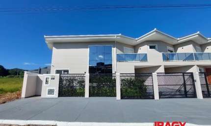 Casa com 3 quartos para alugar na Rua Laureano, 1241, Campeche, Florianópolis, 130 m2 por R$ 6.500