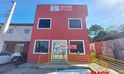 Ponto comercial com 8 salas para alugar na Rua João Motta Espezim, 47, Saco dos Limões, Florianópolis, 215 m2 por R$ 6.500
