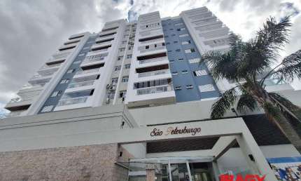 Apartamento com 2 quartos para alugar na Rua do Iano, 244, Barreiros, São José, 73 m2 por R$ 3.400