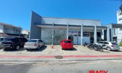Ponto comercial com 1 sala para alugar na Rua Augusto Westphal, 450, Ponte do Imaruim, Palhoça, 69 m2 por R$ 2.800