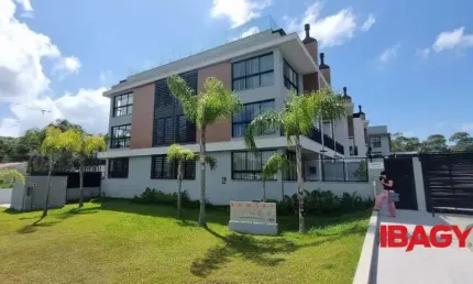 Excelente Apartamento 0 dormitório(s) em Lagoa da Conceição - Florianópolis