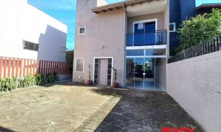 Casa com 3 quartos para alugar na Servidão Seove, 67, Campeche, Florianópolis por R$ 5.700