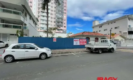 Terreno comercial para alugar na Rua Osni João Vieira, 753, Campinas, São José, 360 m2 por R$ 5.500